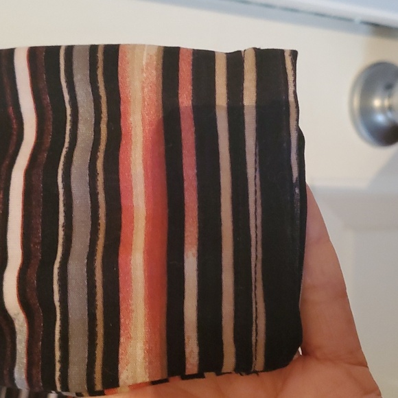 Blouse - Picture 7 of 8